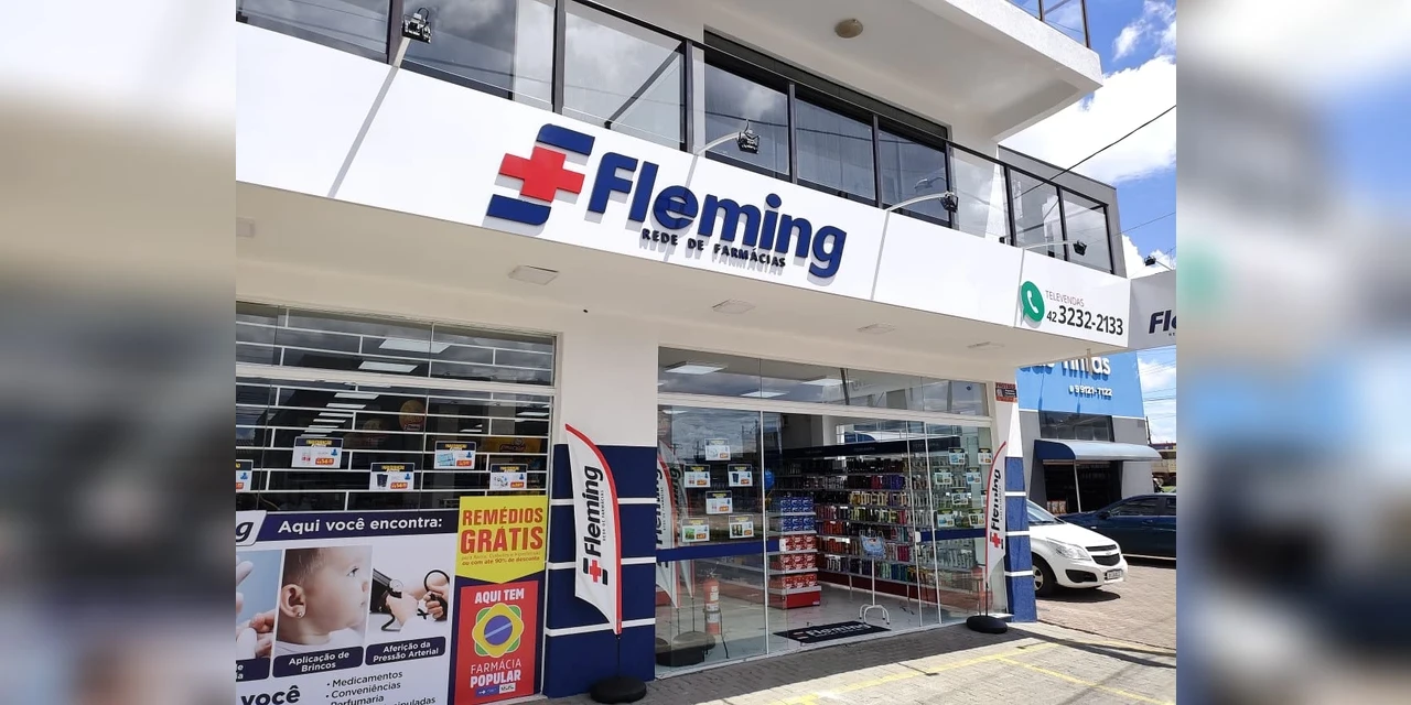 Coluna Super: ‘Rede de Farmácias Fleming reinaugura uma de suas filiais na cidade de Castro’, por Marilyn Schlosser
