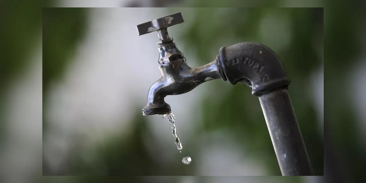 Troca de equipamento afeta abastecimento de água na região do Santa Maria