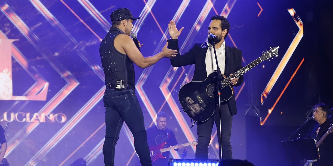 Zezé Di Camargo e Luciano e Zé Felipe reuniram 101 mil pessoas na despedida do Verão Maior