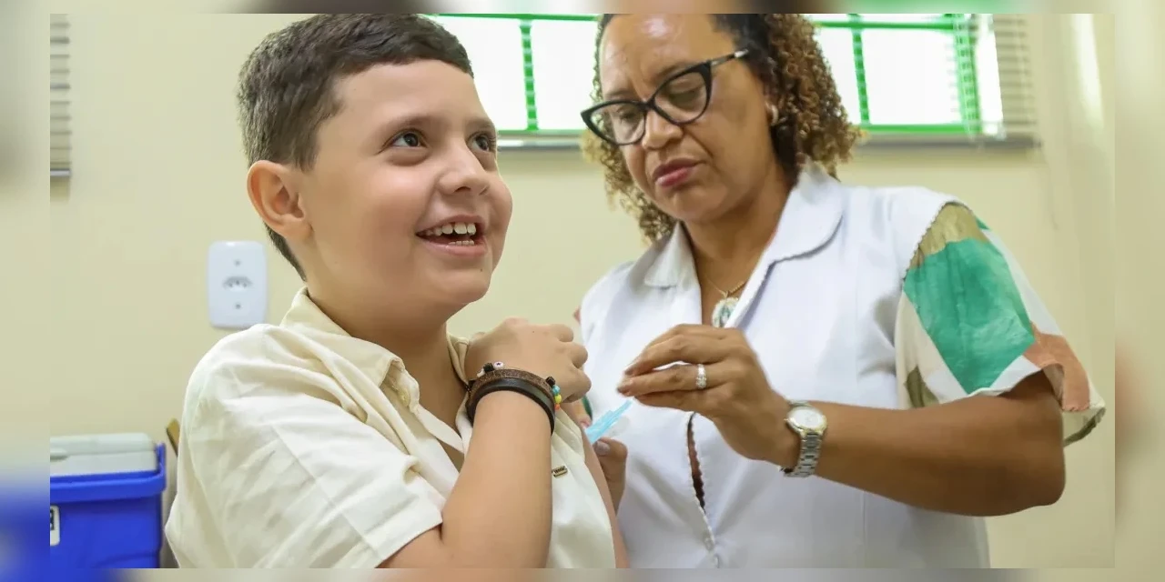 Londrina vacina 1.879 crianças contra a dengue no último sábado