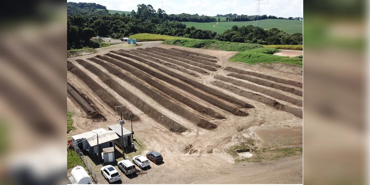 Maior unidade de compostagem da região inicia a venda de Composto Orgânico para produtores rurais
