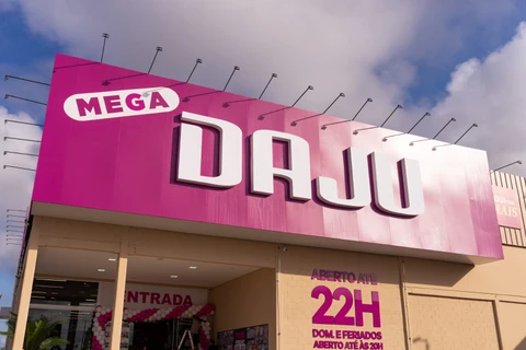 Daju homenageia mulheres neste 8 de março
