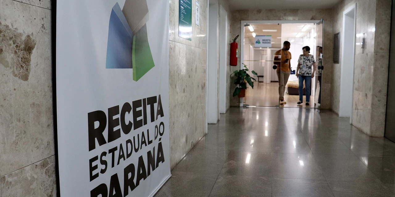 Prazo para parcelar débitos por meio do programa Retoma Paraná encerra nesta segunda (25)