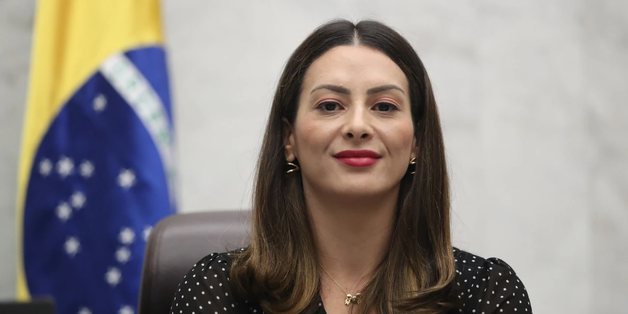 Aprovada emenda da Bancada Feminina que combate o assédio sexual na Polícia Civil do Paraná