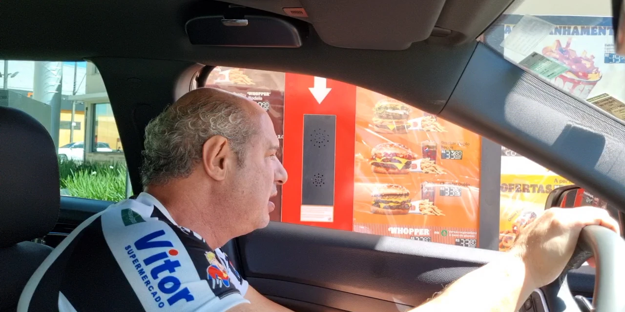 Blog do Barbiero: Afinal, a promoção do Burger King para calvos funciona? Eu fui conferir!