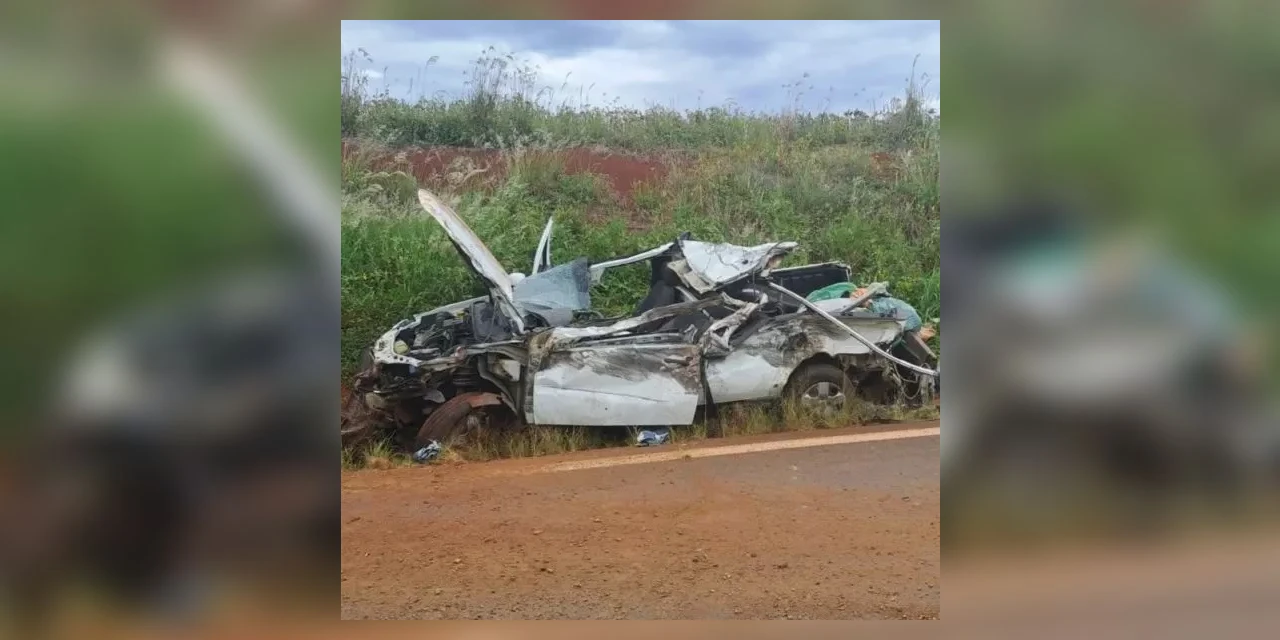 Idoso morre após ser ejetado de veículo em acidente na PR-281