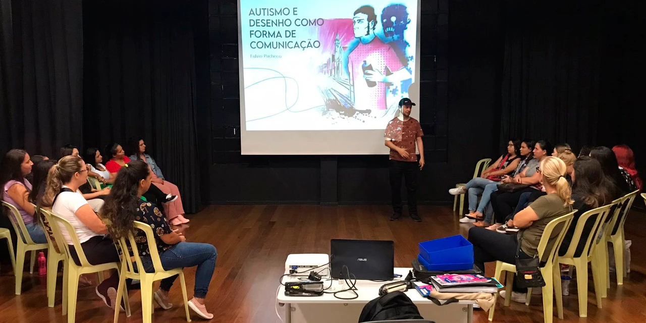 Alunos da rede estadual com Transtorno do Espectro Autista recebem educação inclusiva