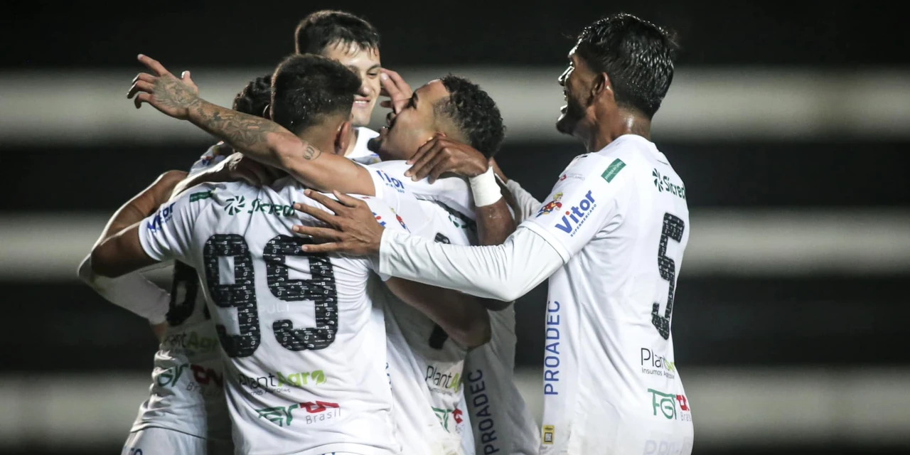 Em casa, Operário estreia com vitória na Série B