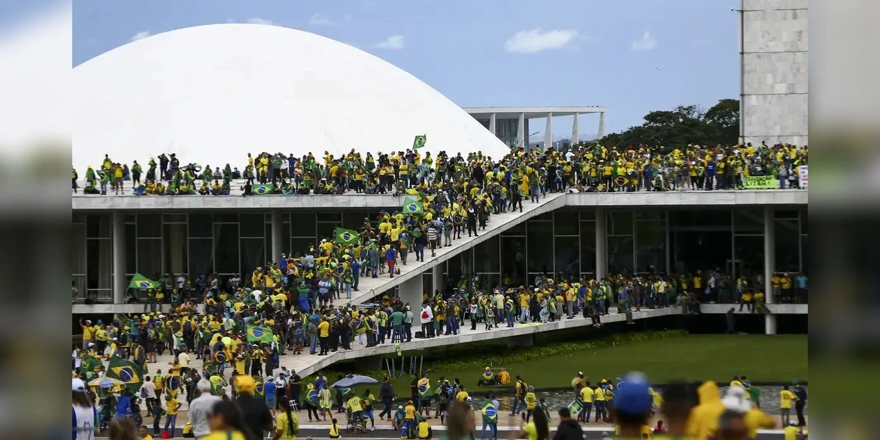 Extrema-direita usa Comitê dos EUA para distorcer realidade brasileira