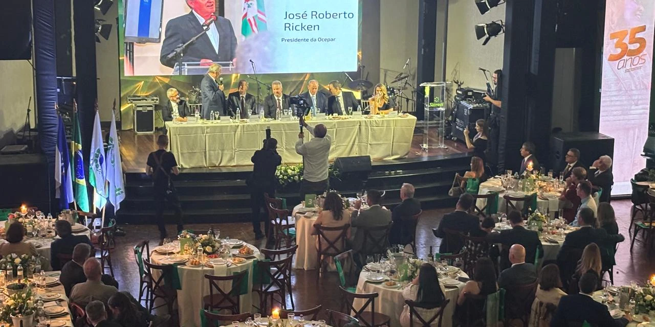 Sicredi celebra 35 anos de cooperativa e reúne associados em grande evento