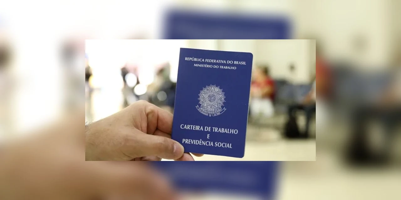 Taxa de desemprego fica em 7,9%; índice é o menor em 10 anos