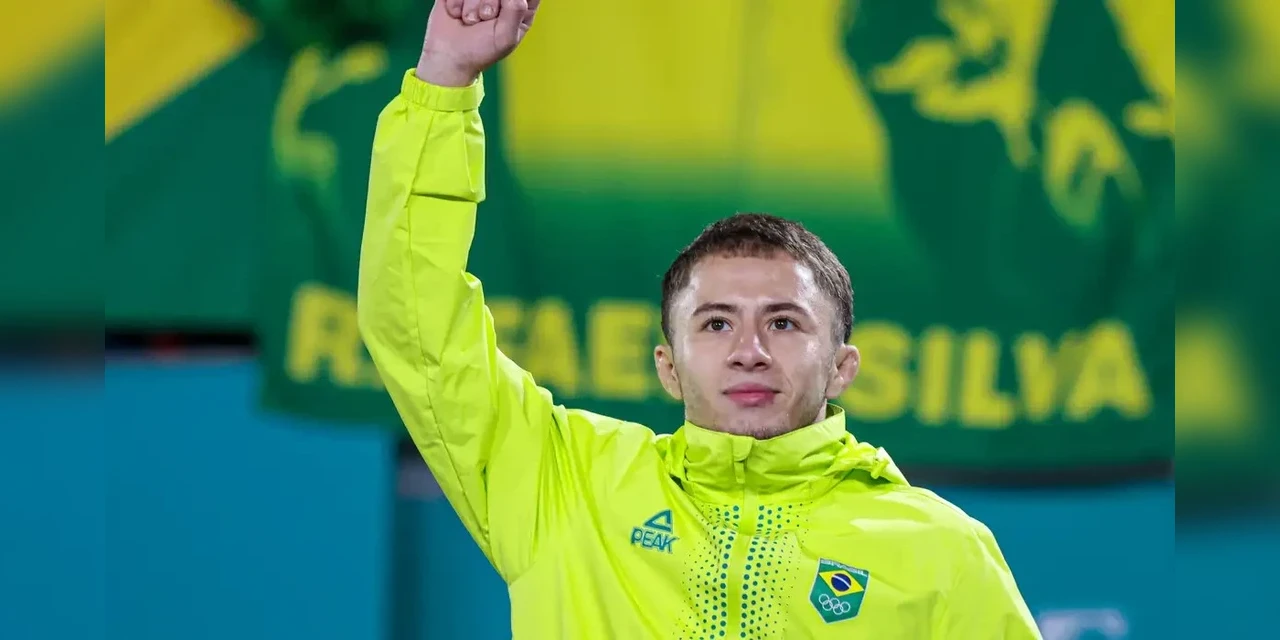 Judô: Michel Augusto se garante nos Jogos Olímpicos de Paris