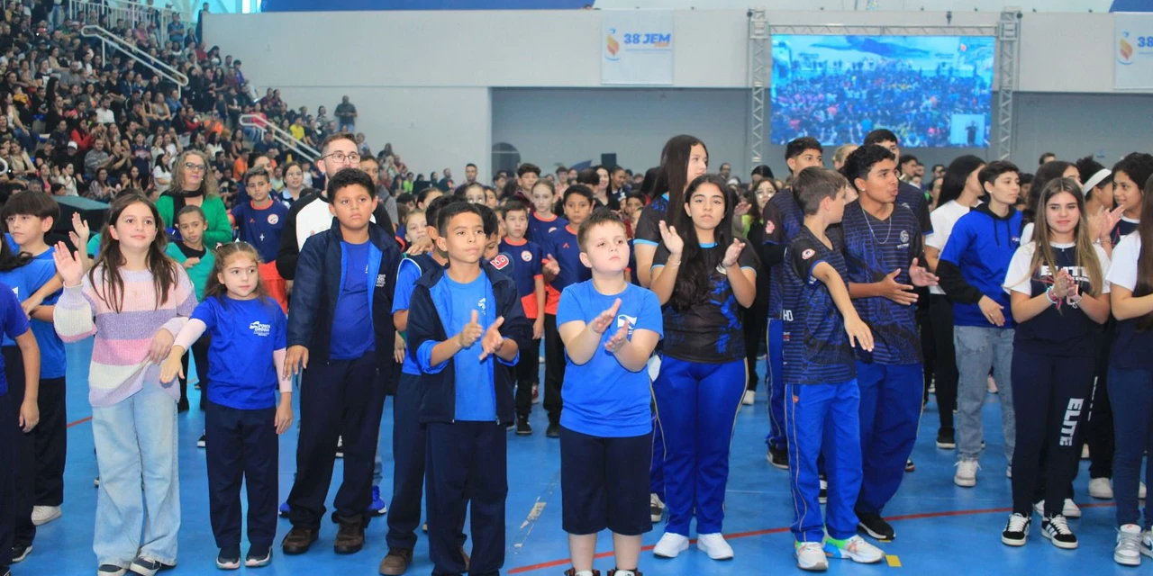Abertura do 38° JEM reúne 144 instituições de ensino em PG