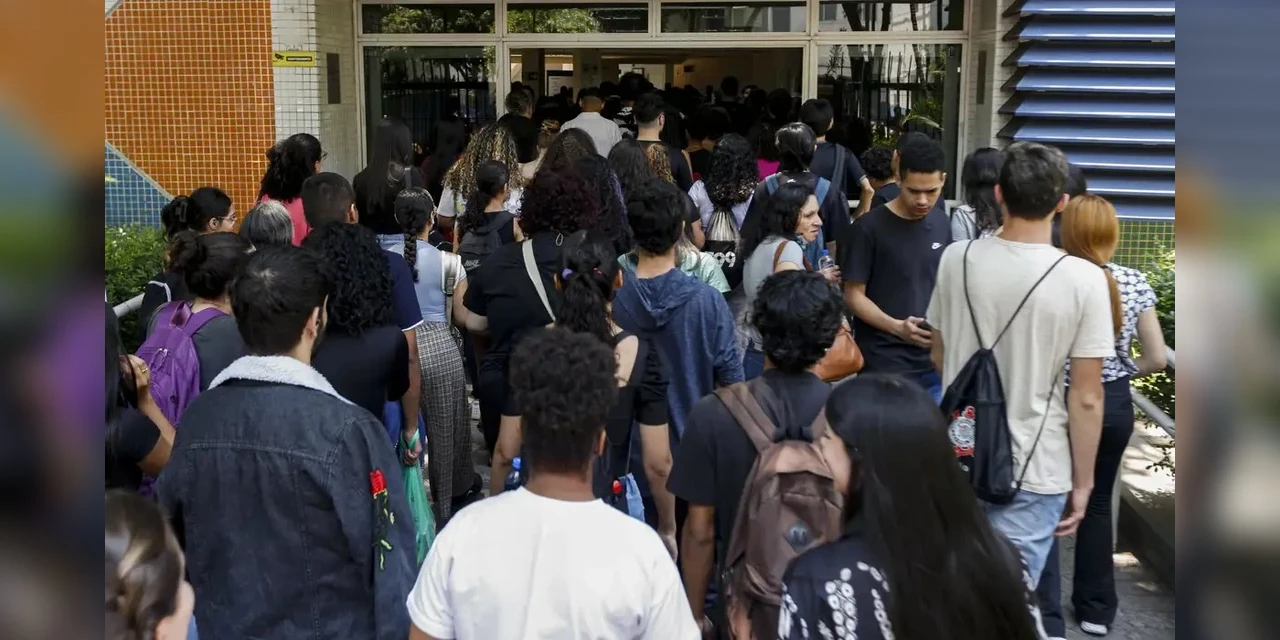 STF prorroga cotas raciais em concursos até Congresso votar nova lei