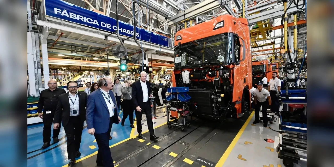 Alckmin destaca investimento de R$ 2 bilhões anunciado pela Scania