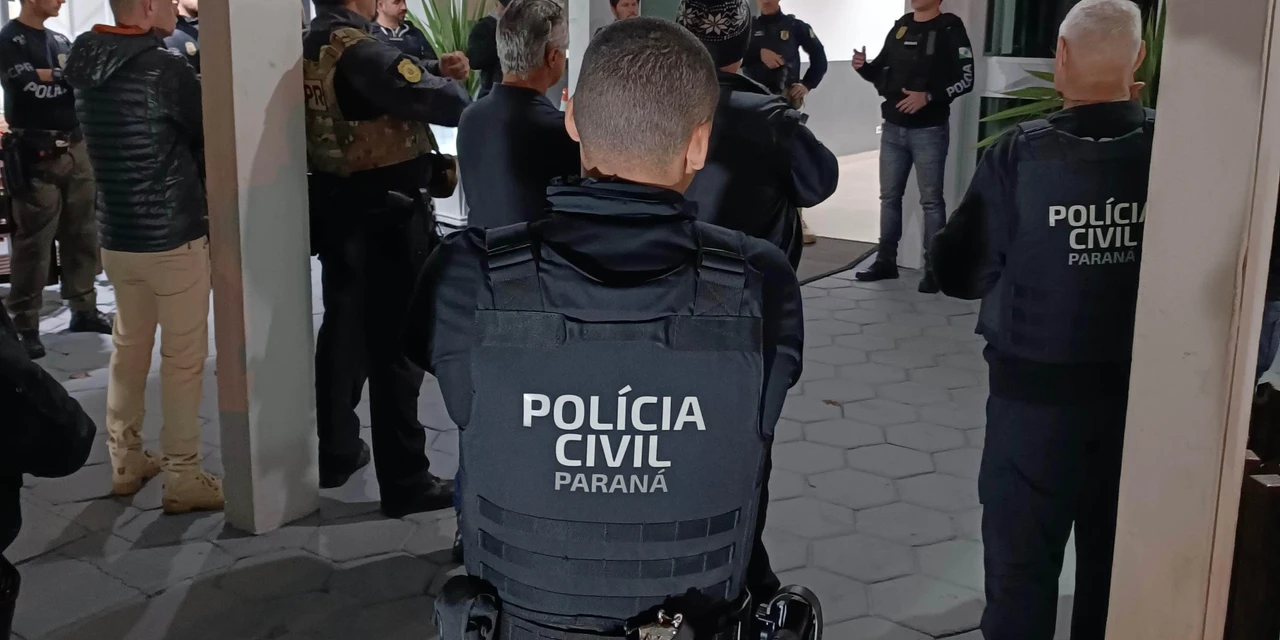 Polícia Civil e PRF fazem operação conjunta contra rede de tráfico na Grande Curitiba