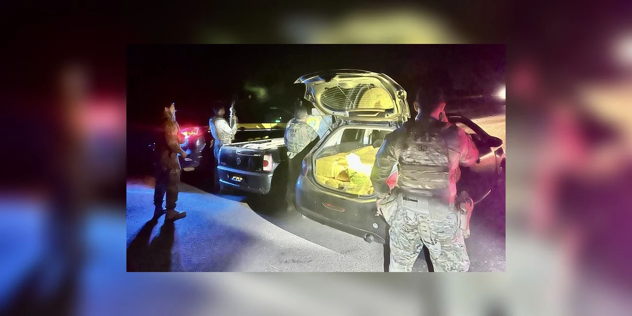 PRF apreende 1,2 tonelada de maconha em dois veículos no Oeste do PR