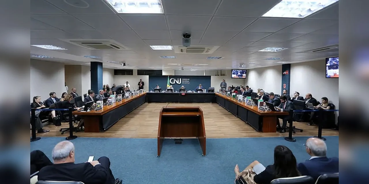 CNJ ordena reintegração de desembargadores que atuaram na Lava Jato