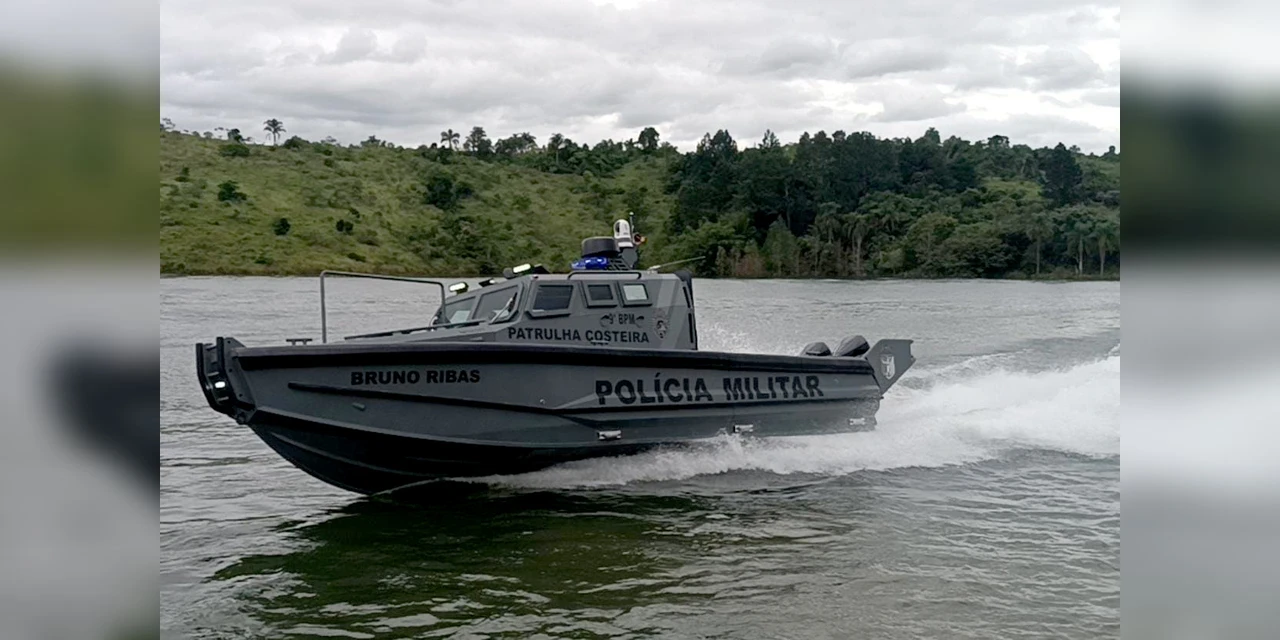 Lancha resistente a fuzil e de visão termal reforça segurança no Litoral do PR