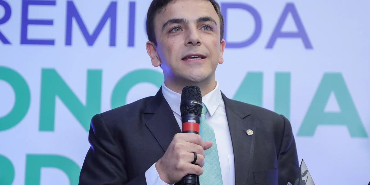 Aliel Machado é indicado ao Prêmio Congresso em Foco 2024