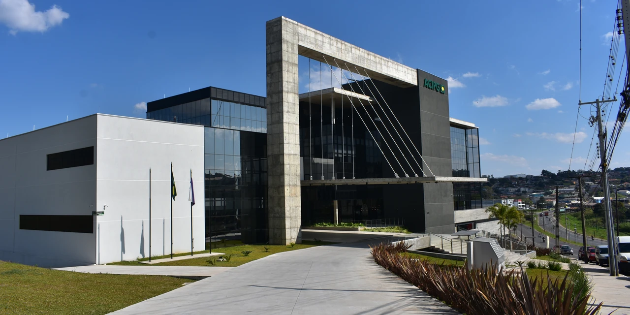 ACIPG oferece curso de Libras