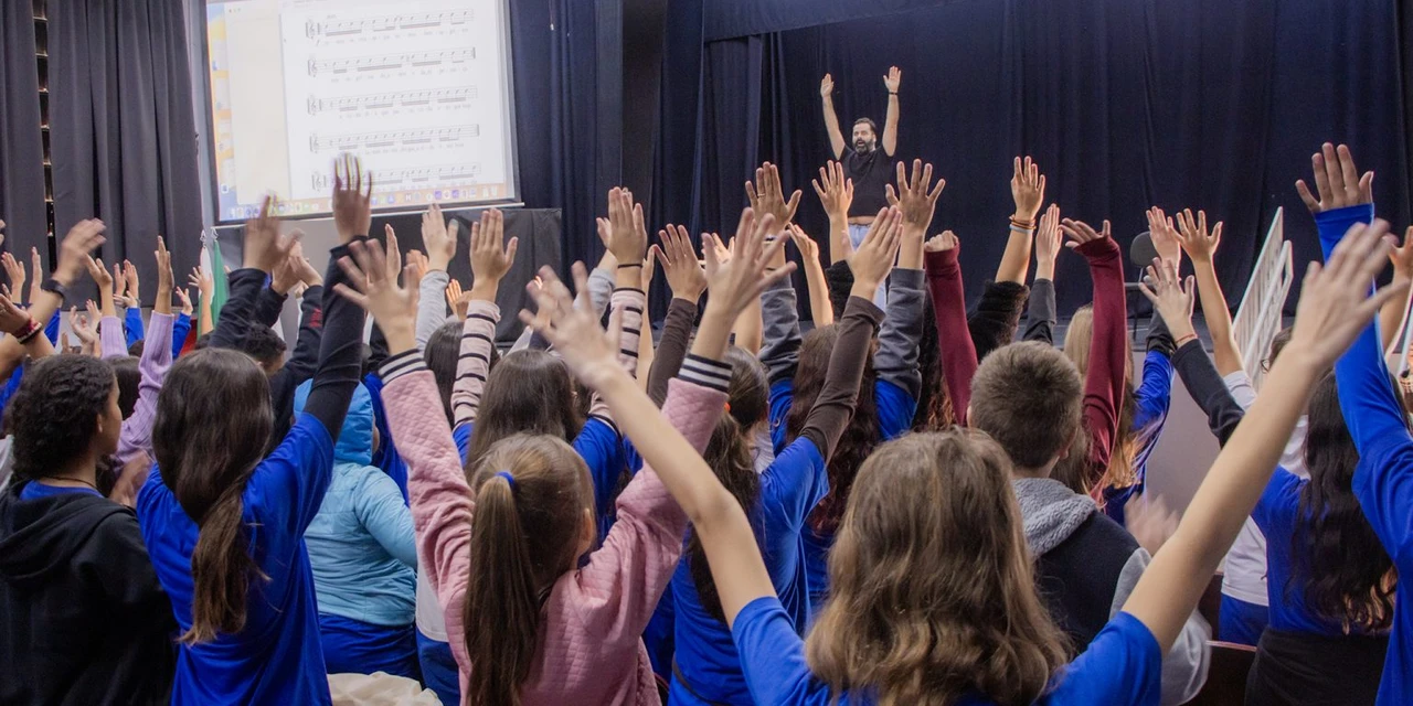 Projeto com alunos de Música da UEPG desenvolve corais infantojuvenis em escolas públicas