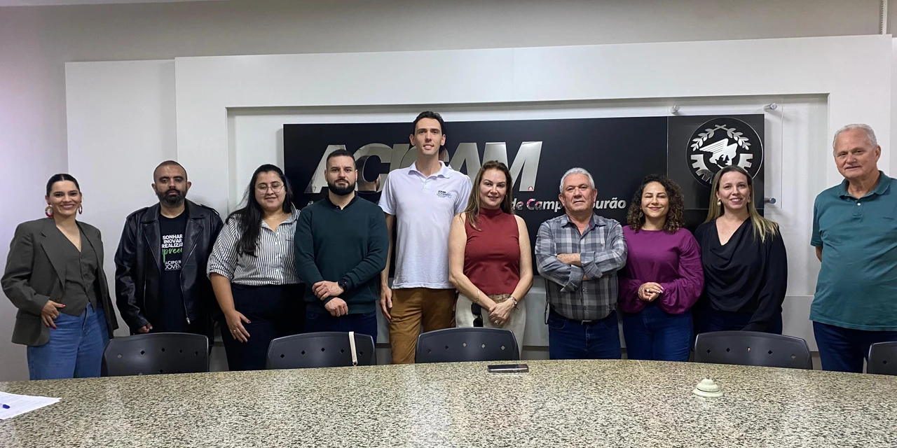 Comitiva da ACIPG faz visita técnica a Campo Mourão