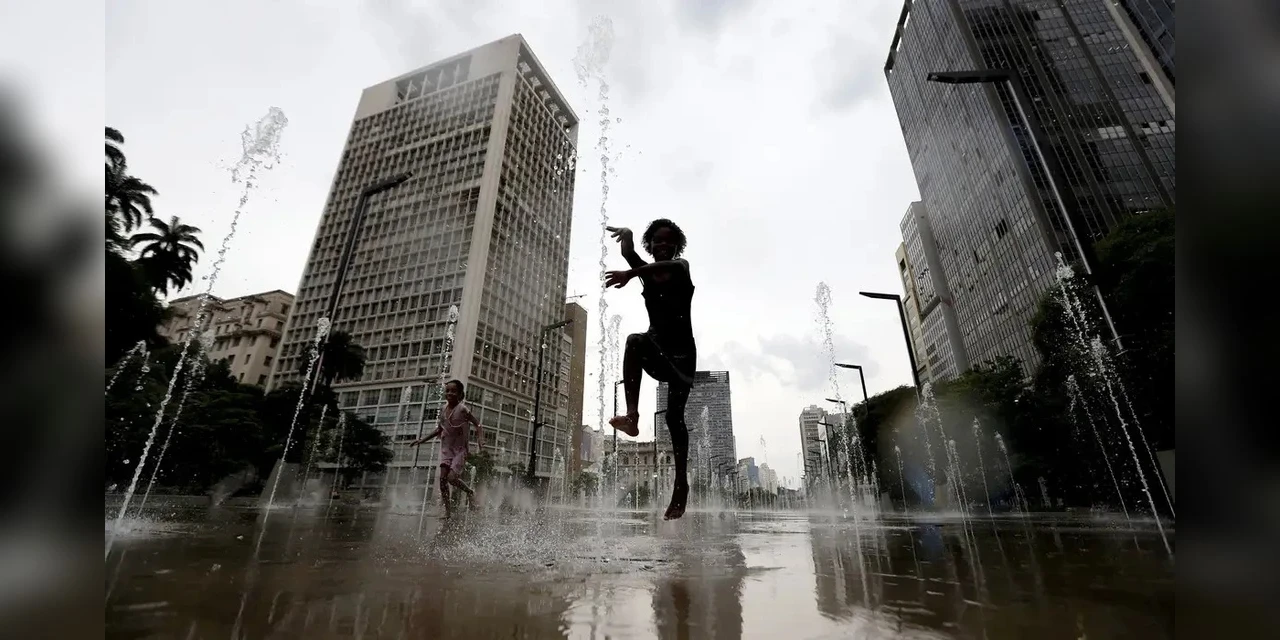 Entenda estudo da Nasa sobre 'Brasil inabitável' em 50 anos