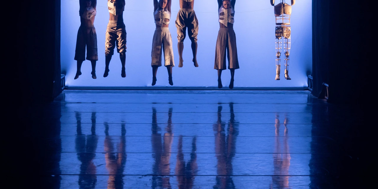 Balé Teatro Guaíra abre o mês de agosto com o espetáculo 'Contraponto' no Guairão