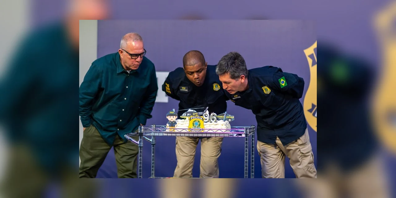 PRF no Paraná celebra os 96 anos da instituição