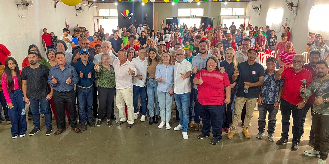 Gleisi, Arilson e Aliel Machado prestigiam lançamento da pré-candidatura de Sinval Silva em Tibagi