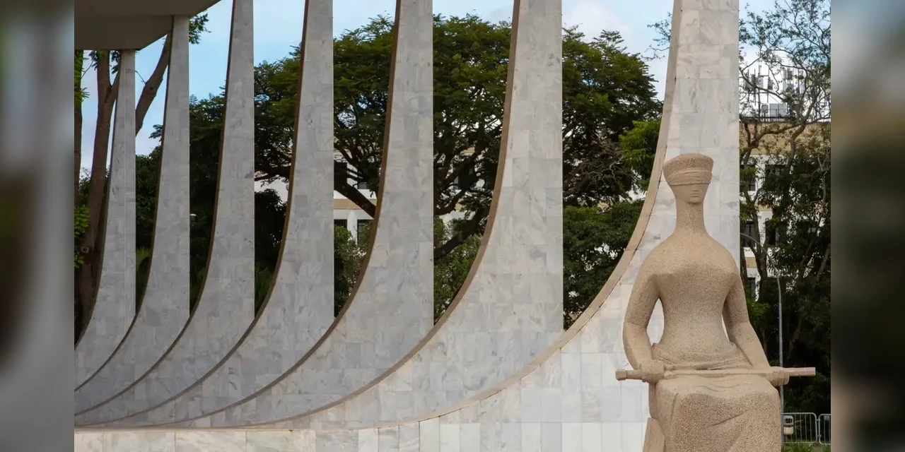 STF julga equiparação de licenças para mães biológicas e adotivas