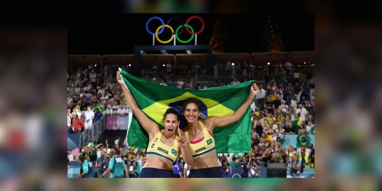 Campeãs de tudo, Duda e Ana Patrícia conquistam o ouro no vôlei de praia em Paris 2024