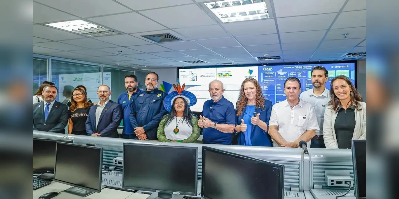 Lula diz que governo está inovando na contratação de servidores