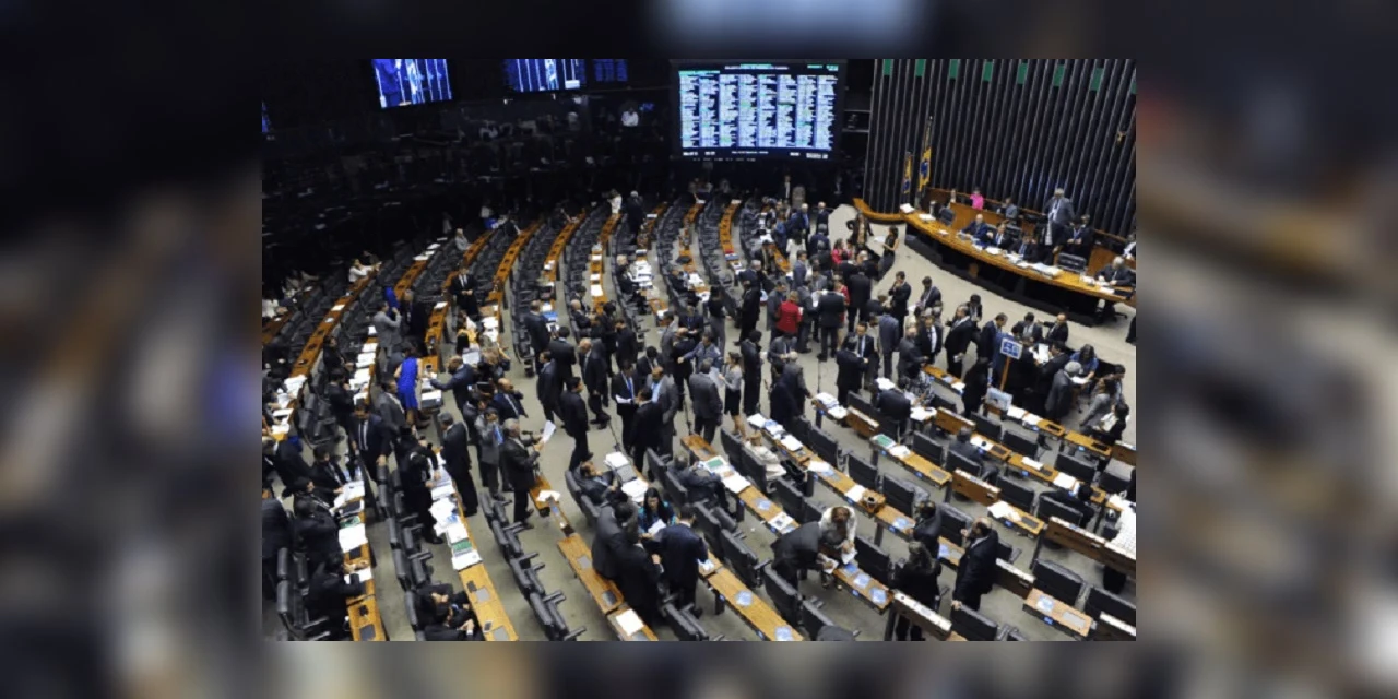 Câmara aprova urgência para desoneração da folha de pagamento