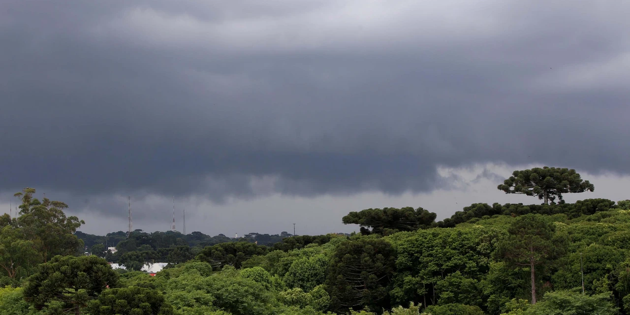 Após calor e tempo seco, Ponta Grossa terá fim de semana com chuvas e precipitação deve chegar aos 54mm