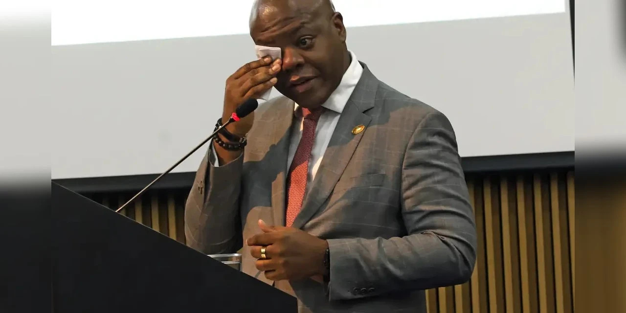 Ministro do STF pede manifestação da PGR sobre caso Silvio Almeida