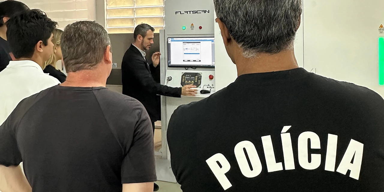 Polícia Científica recebe novos equipamentos para aprimorar investigações forenses