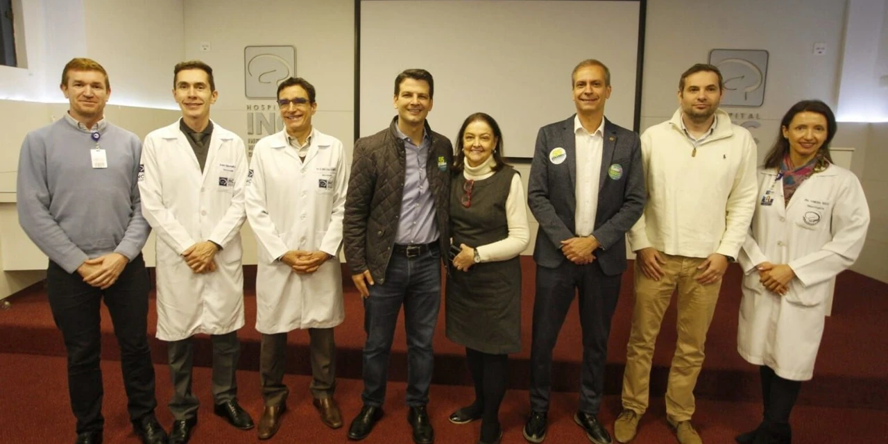 Eduardo Pimentel vai inaugurar dois novos CAPs e segundo Centro de Atenção ao Autismo de Curitiba