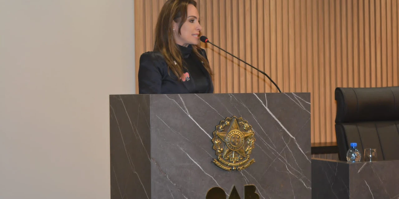“Vou dar continuidade ao que funciona e levar para a prefeitura um olhar de renovação, de mulher e mãe”, diz  Maria Victoria na sabatina da OAB