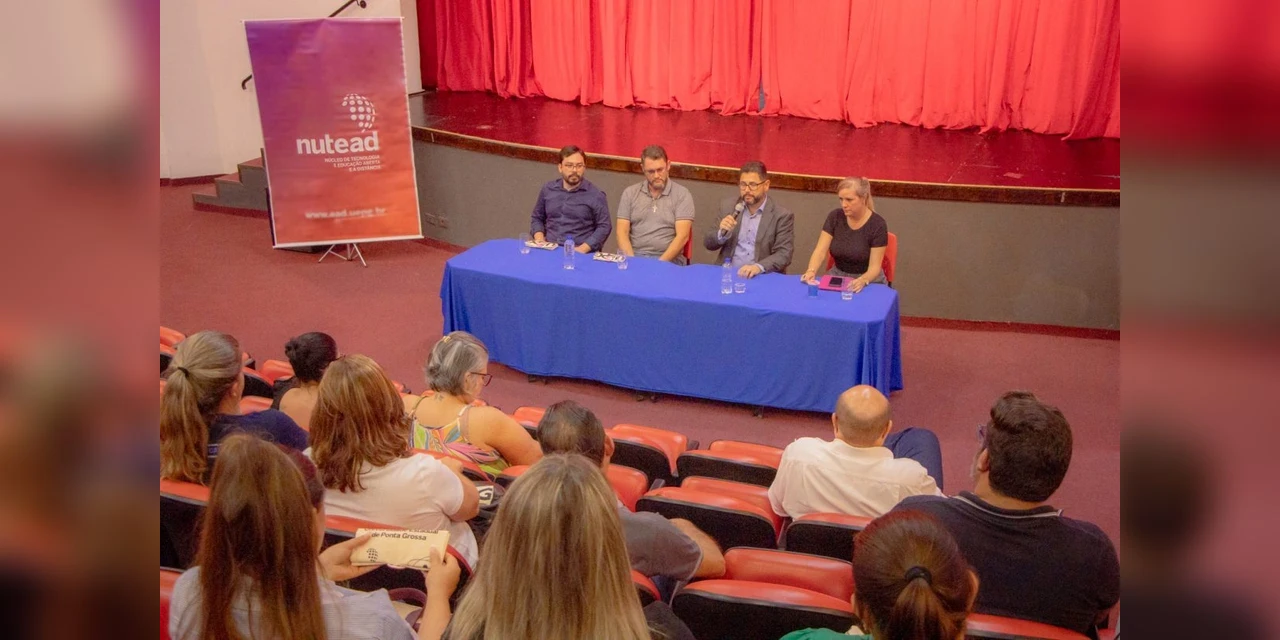 UEPG inaugura cursos de graduação EaD em Ortigueira