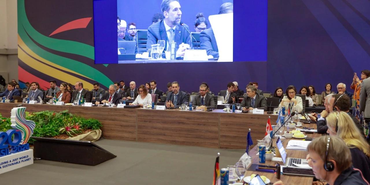 Em reunião ministerial do G20, diretor-geral destaca protagonismo e relevância mundial da Itaipu no tema das transições energéticas