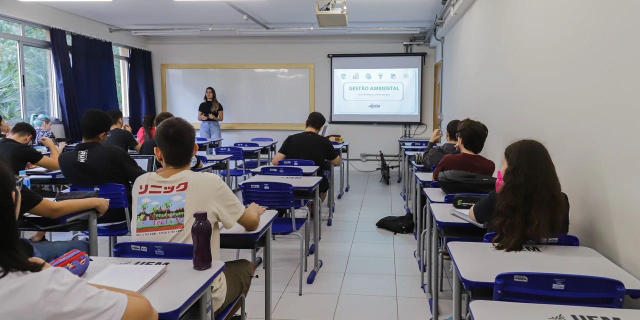 Paraná é o quarto estado com mais estudantes universitários do Brasil, aponta censo