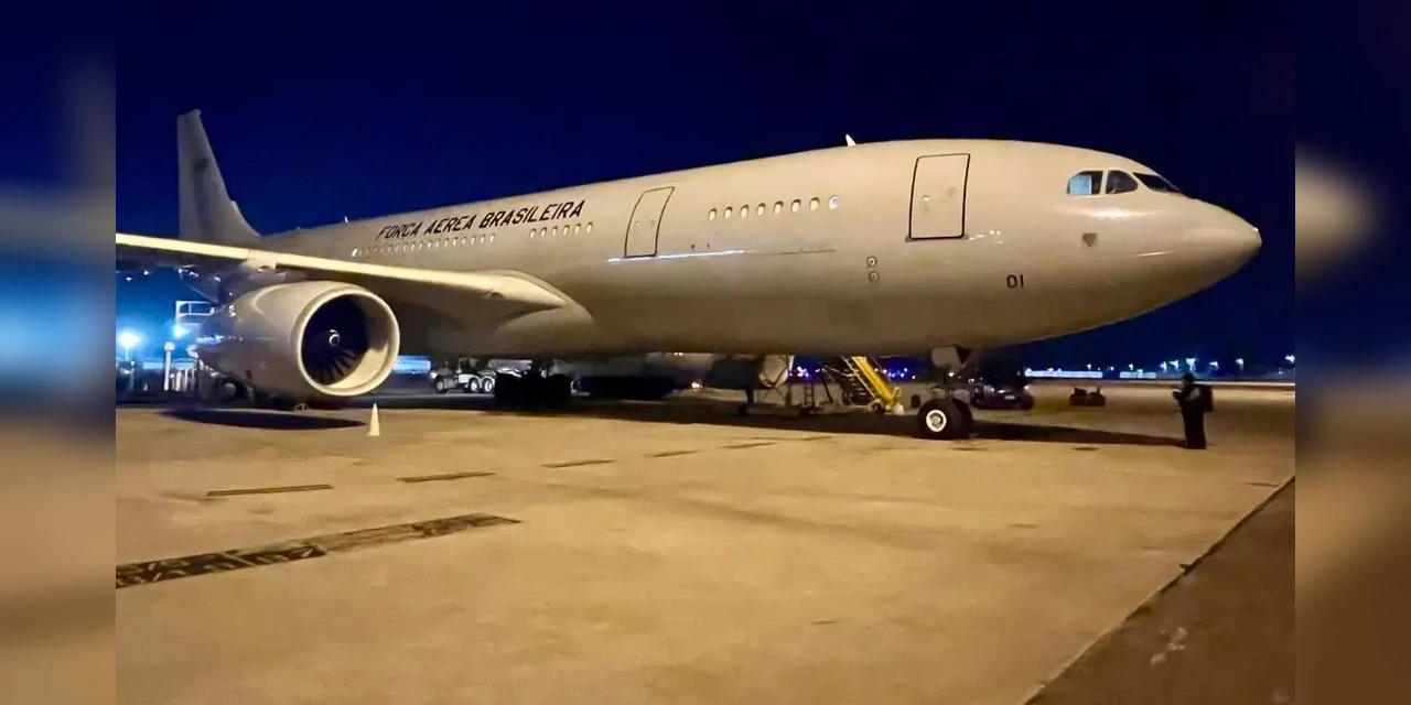 Avião da FAB chega ao Líbano para resgatar brasileiros