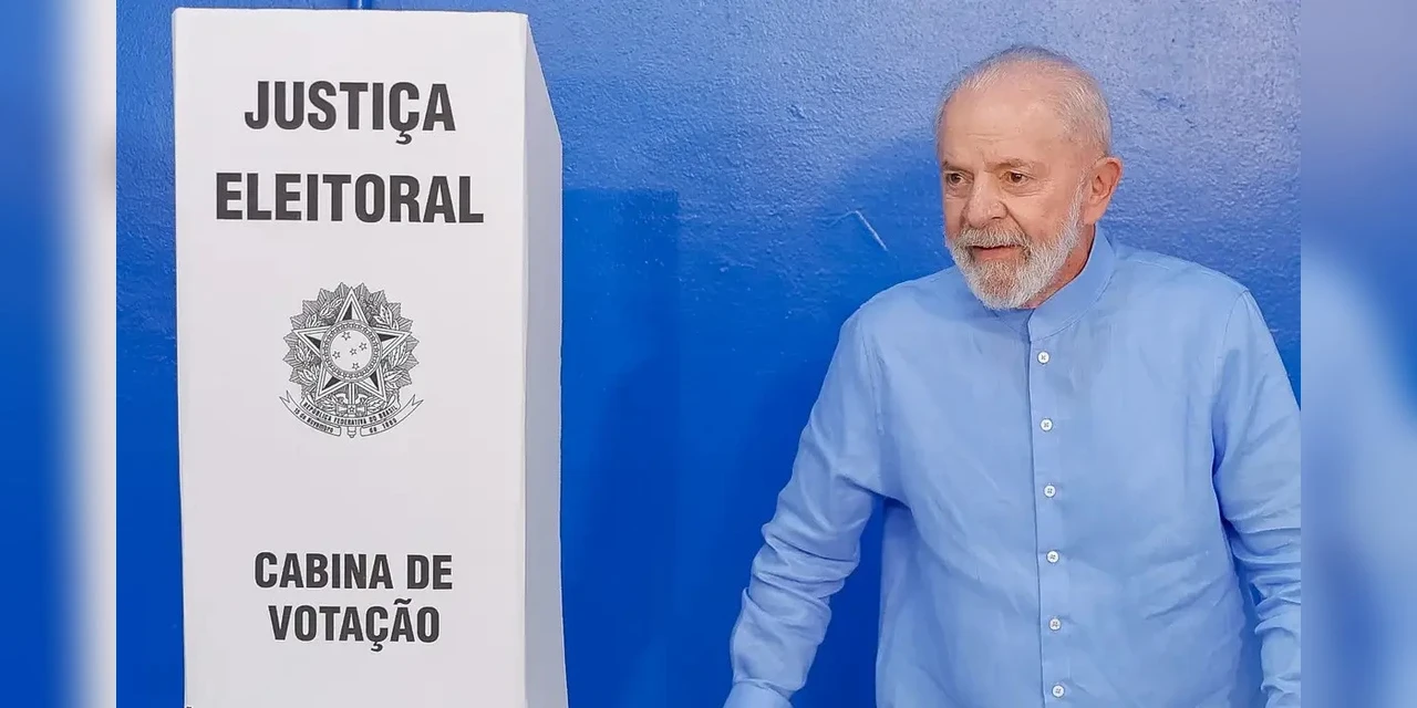 Lula vota no ABC Paulista na manhã deste domingo (6)