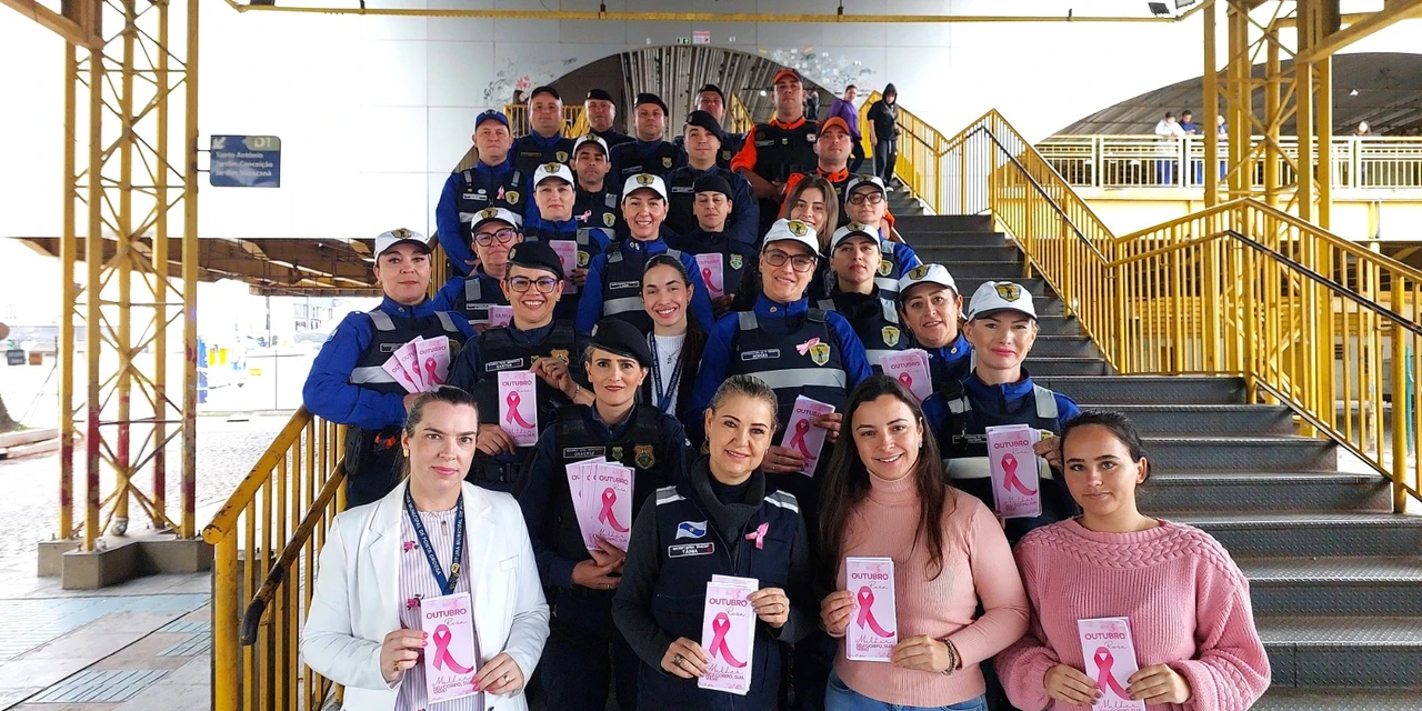 Prefeitura realiza ação alusiva ao Outubro Rosa no Terminal Central