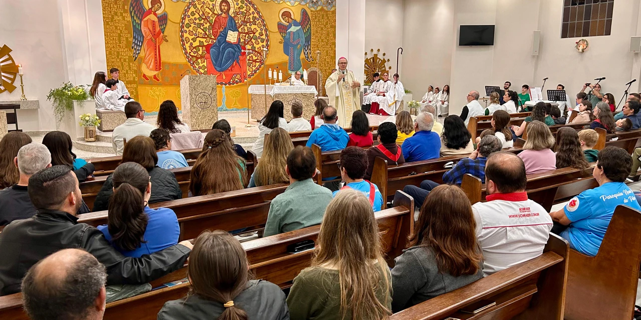 Dom Bruno celebra aniversário de dedicação da Paróquia Nossa Senhora do Pilar