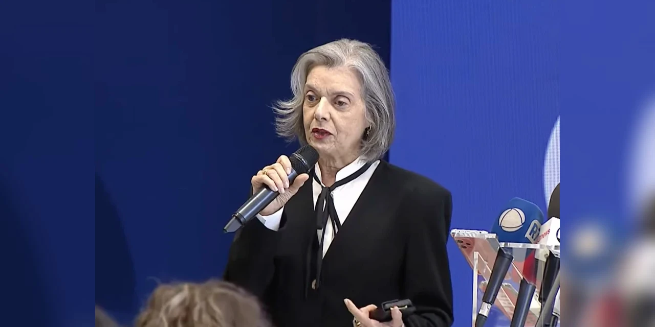 Cármen Lúcia exalta “clima de tranquilidade” no segundo turno