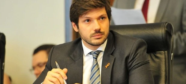 Tiago Amaral é eleito prefeito de Londrina