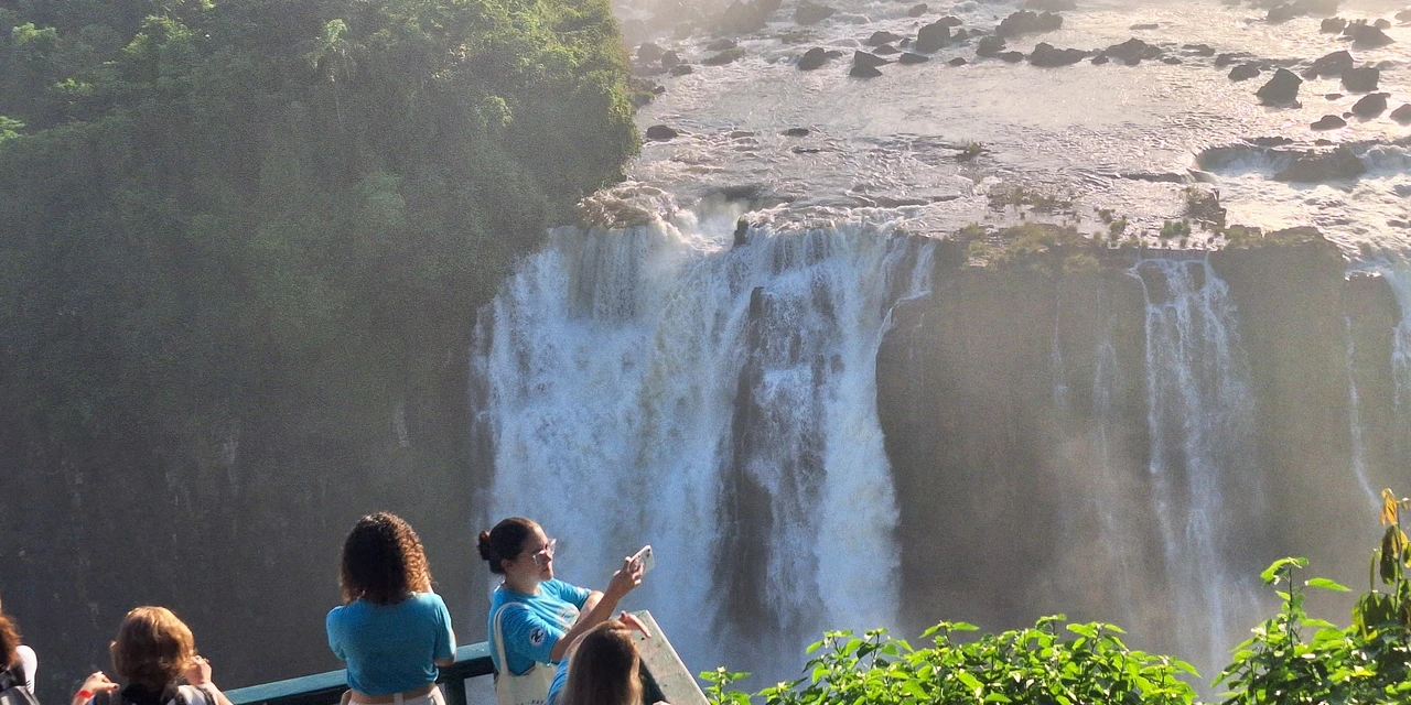 Parque Nacional do Iguaçu está entre 10 destinos mais pesquisados no Google, mostra site de turismo
